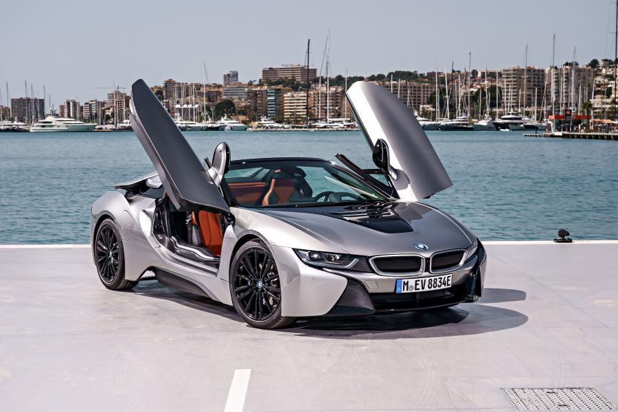  BMW i8 Roadster (I15) 2018 года  (WW) (фото 109 из 198)